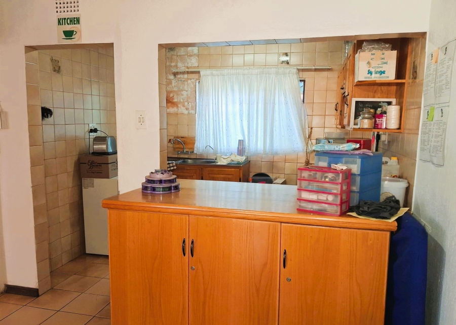 4 Bedroom Property for Sale in Glen Austin Gauteng