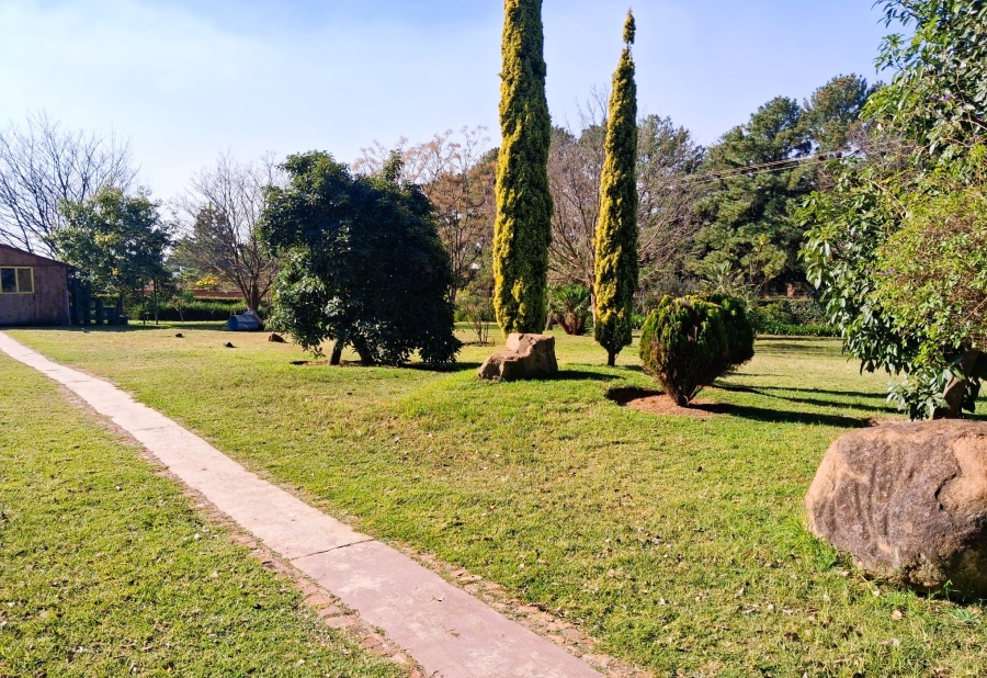 4 Bedroom Property for Sale in Glen Austin Gauteng