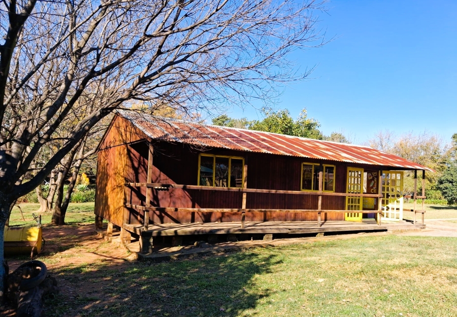 4 Bedroom Property for Sale in Glen Austin Gauteng