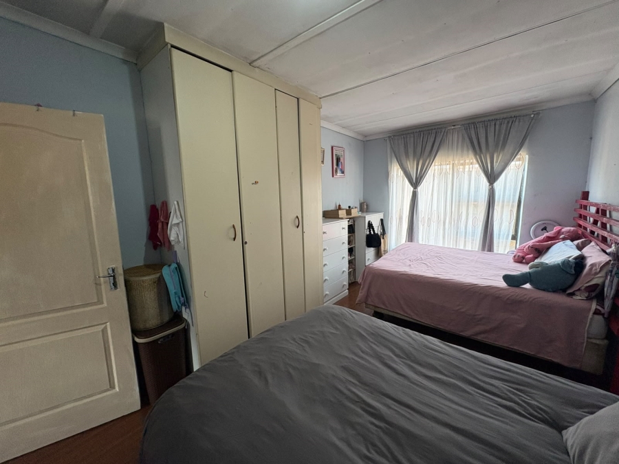 4 Bedroom Property for Sale in Reigerpark Gauteng