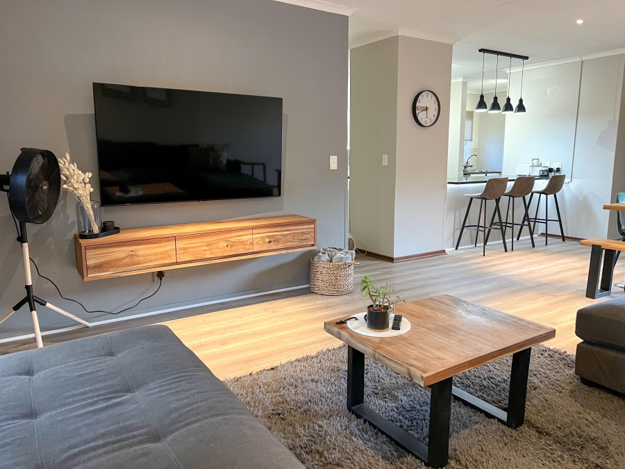 3 Bedroom Property for Sale in Equestria Gauteng