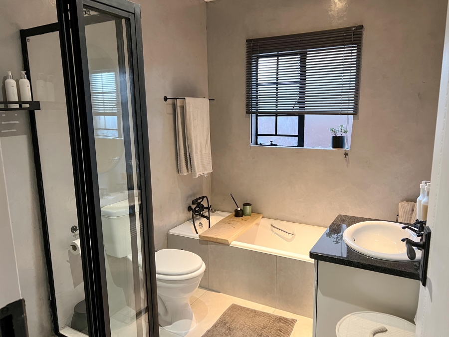 3 Bedroom Property for Sale in Equestria Gauteng