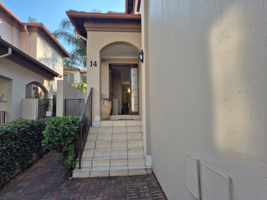 3 Bedroom Property for Sale in Glenvista Gauteng