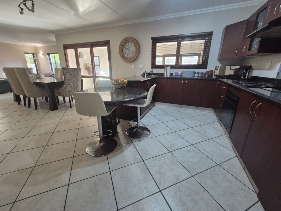 3 Bedroom Property for Sale in Glenvista Gauteng