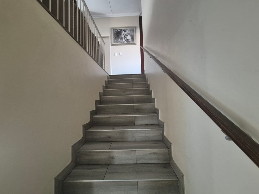 3 Bedroom Property for Sale in Glenvista Gauteng