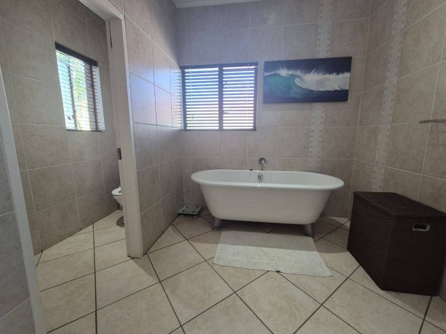 3 Bedroom Property for Sale in Glenvista Gauteng