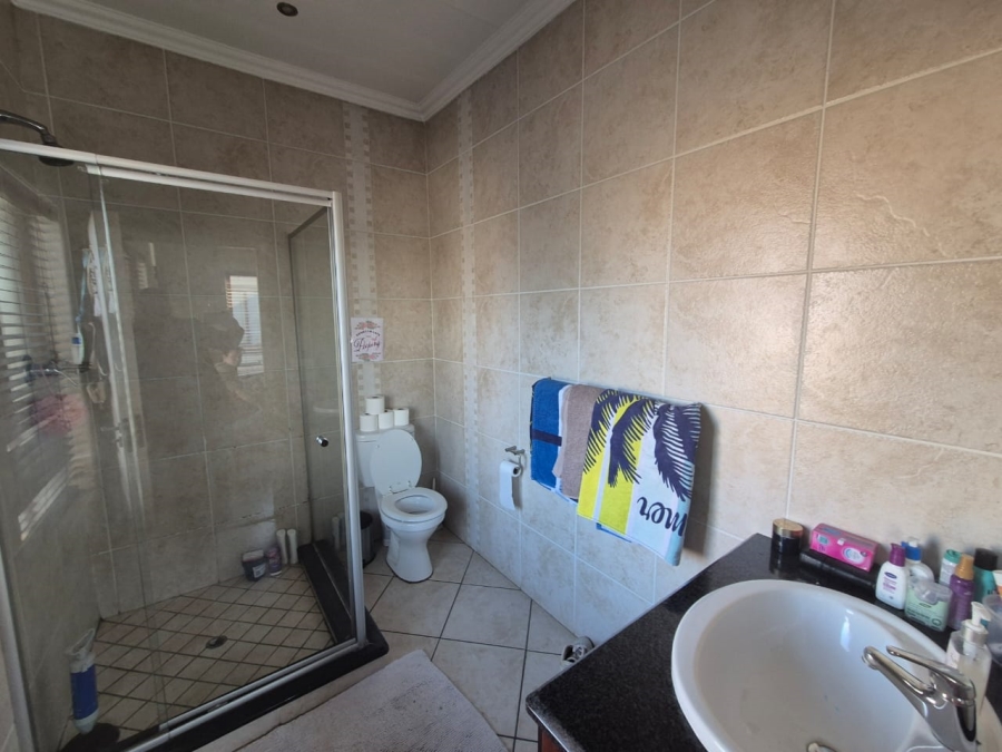 3 Bedroom Property for Sale in Glenvista Gauteng