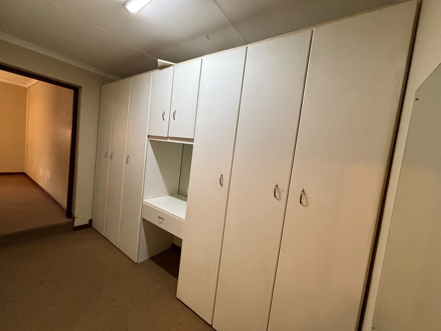 To Let 1 Bedroom Property for Rent in Ferndale Gauteng