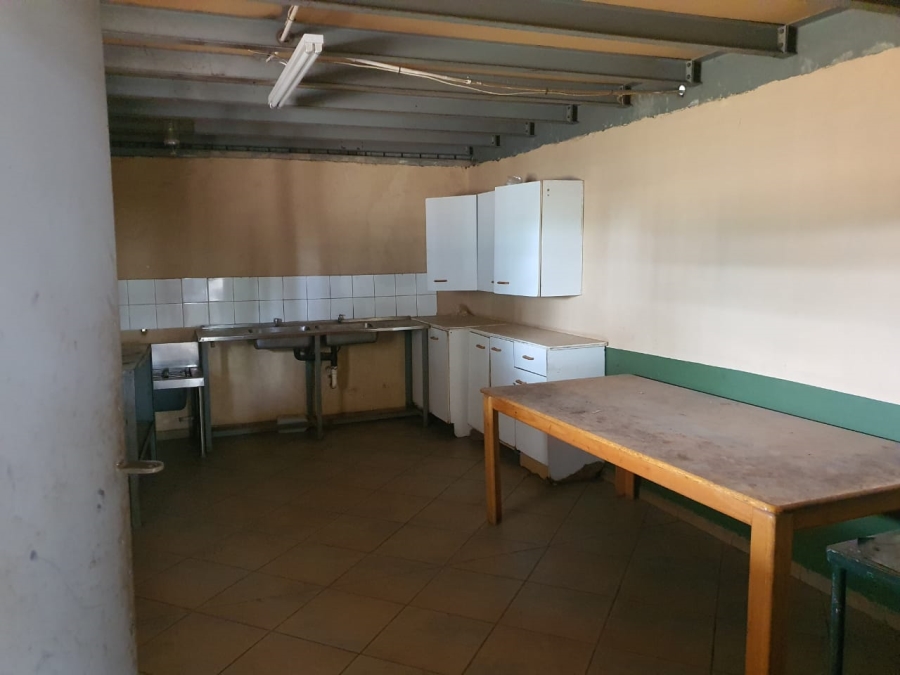 To Let Commercial Property for Rent in Clayville East Gauteng