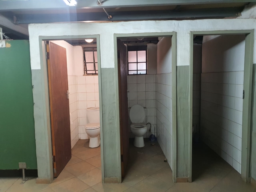To Let Commercial Property for Rent in Clayville East Gauteng