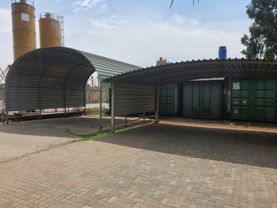 To Let Commercial Property for Rent in Clayville East Gauteng