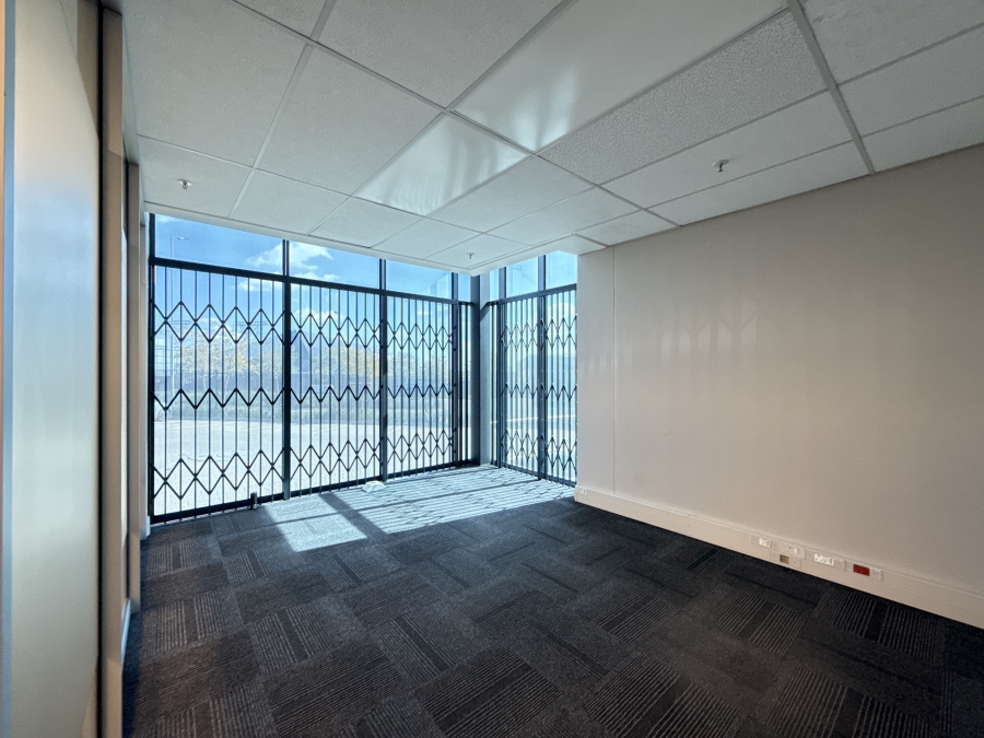 To Let Commercial Property for Rent in Louwlardia Gauteng