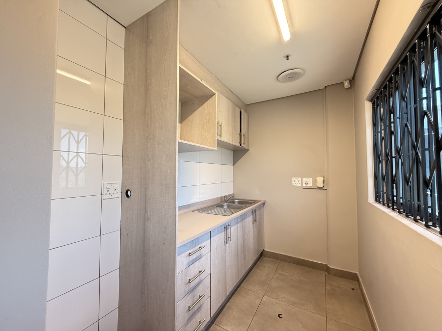 To Let Commercial Property for Rent in Louwlardia Gauteng