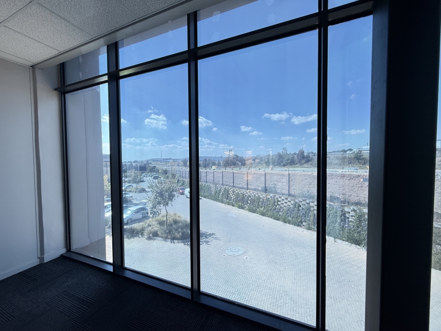 To Let Commercial Property for Rent in Louwlardia Gauteng