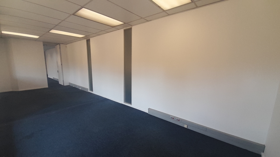 To Let Commercial Property for Rent in Vorna Valley Gauteng