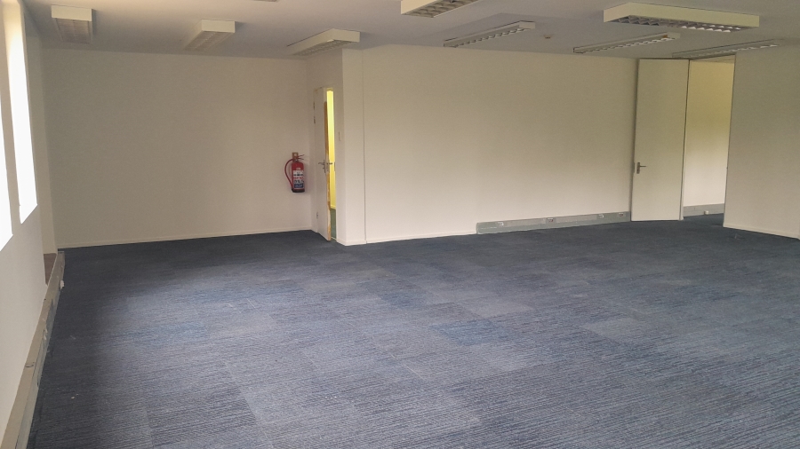 To Let Commercial Property for Rent in Vorna Valley Gauteng