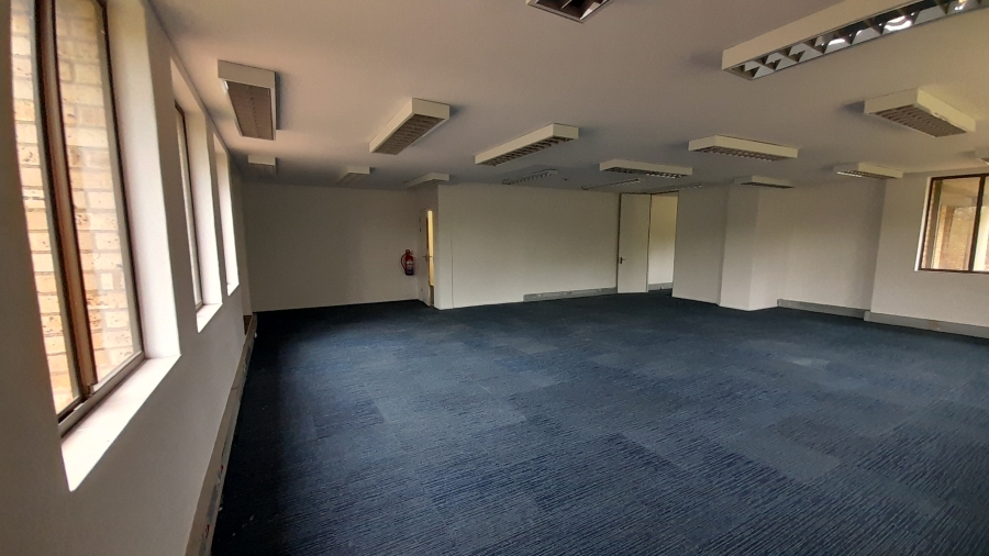 To Let Commercial Property for Rent in Vorna Valley Gauteng