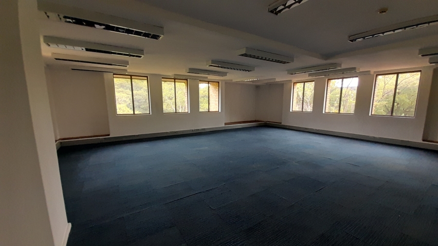 To Let Commercial Property for Rent in Vorna Valley Gauteng