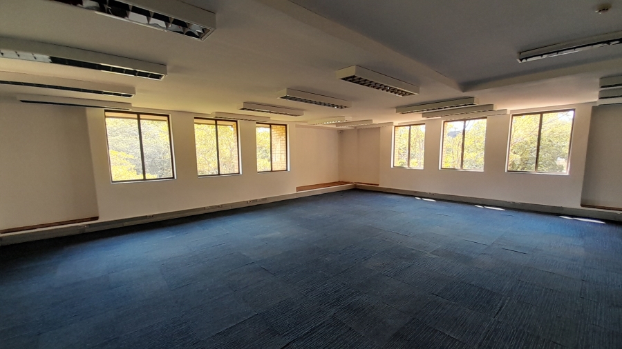 To Let Commercial Property for Rent in Vorna Valley Gauteng