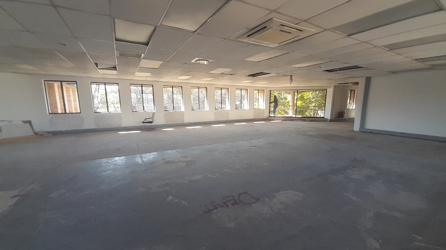 To Let Commercial Property for Rent in Vorna Valley Gauteng