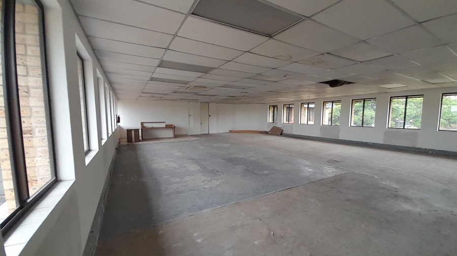 To Let Commercial Property for Rent in Vorna Valley Gauteng