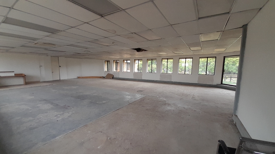 To Let Commercial Property for Rent in Vorna Valley Gauteng