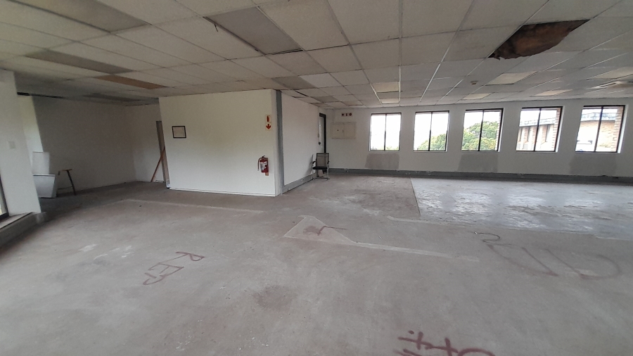 To Let Commercial Property for Rent in Vorna Valley Gauteng
