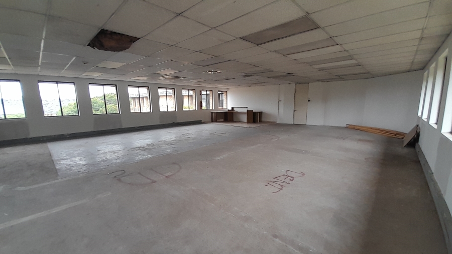 To Let Commercial Property for Rent in Vorna Valley Gauteng