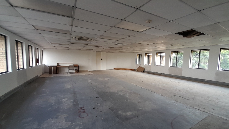 To Let Commercial Property for Rent in Vorna Valley Gauteng