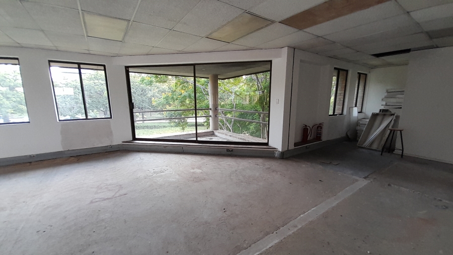 To Let Commercial Property for Rent in Vorna Valley Gauteng