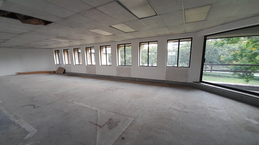 To Let Commercial Property for Rent in Vorna Valley Gauteng