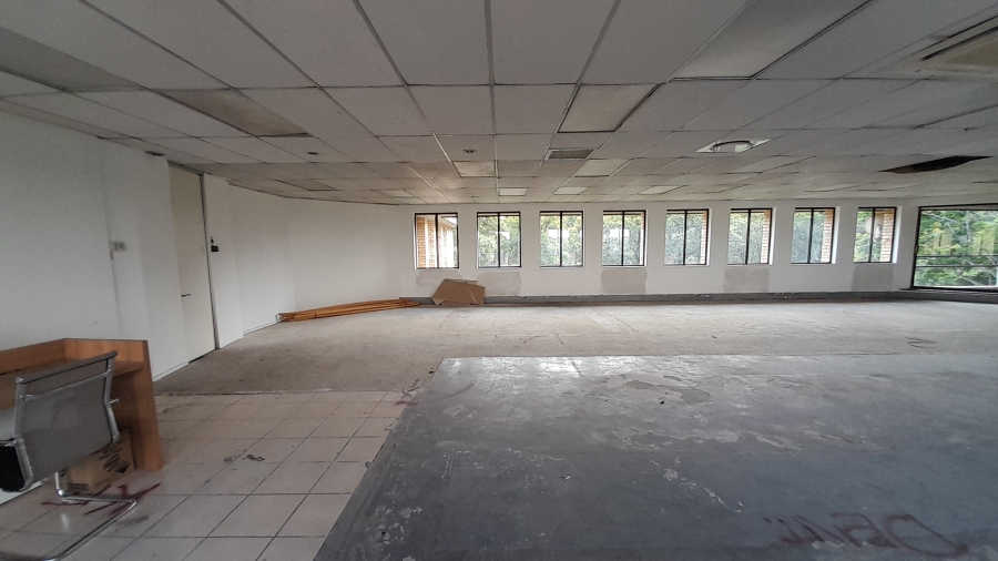 To Let Commercial Property for Rent in Vorna Valley Gauteng