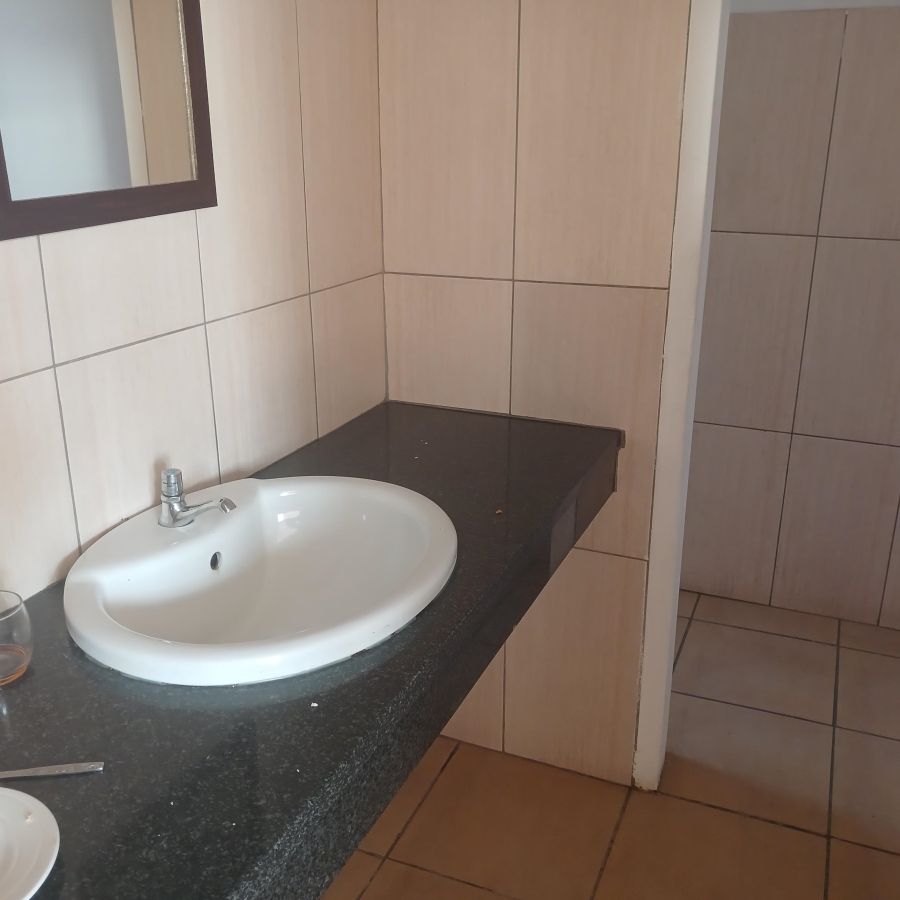 To Let Commercial Property for Rent in Selby Gauteng