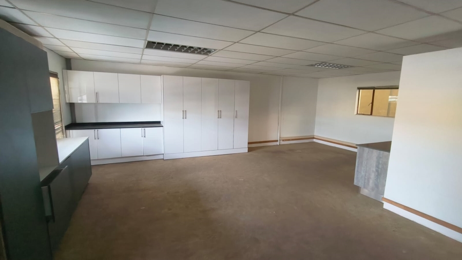 To Let Commercial Property for Rent in Hennopspark Gauteng