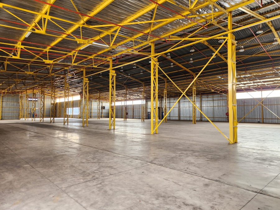 To Let Commercial Property for Rent in Rosslyn Industrial Gauteng
