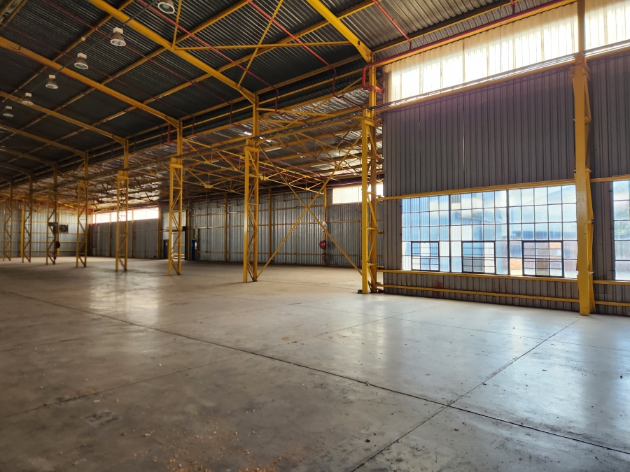 To Let Commercial Property for Rent in Rosslyn Industrial Gauteng