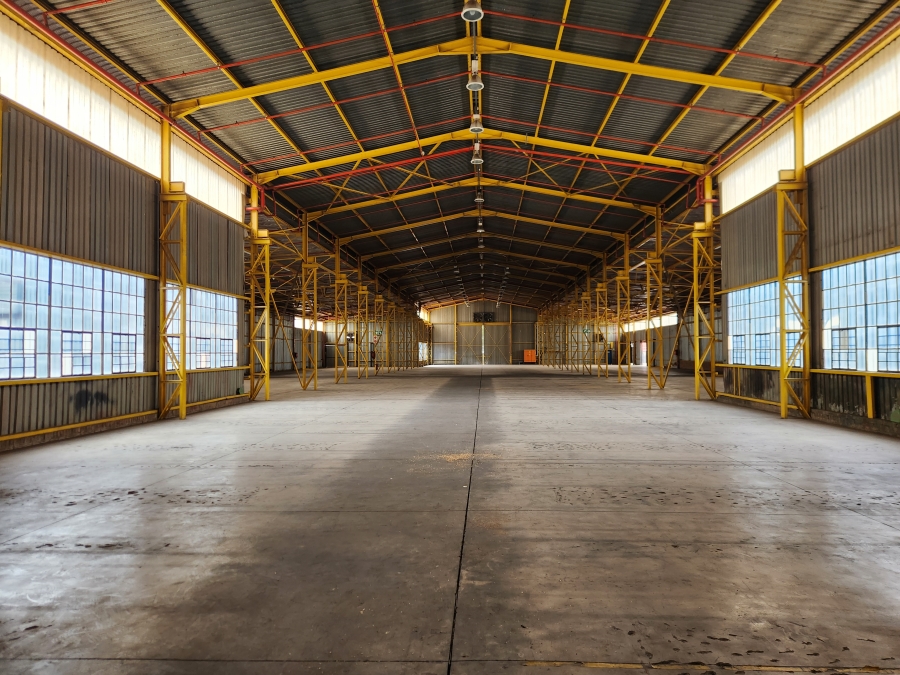 To Let Commercial Property for Rent in Rosslyn Industrial Gauteng