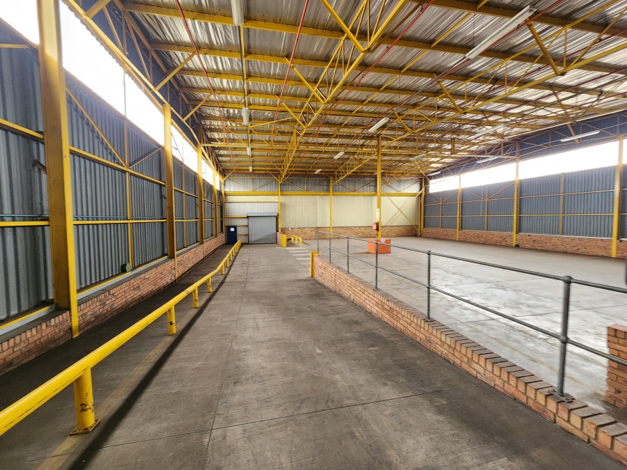 To Let Commercial Property for Rent in Rosslyn Industrial Gauteng