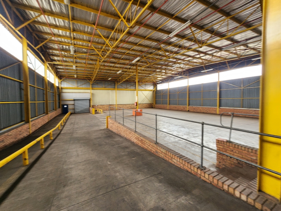 To Let Commercial Property for Rent in Rosslyn Industrial Gauteng