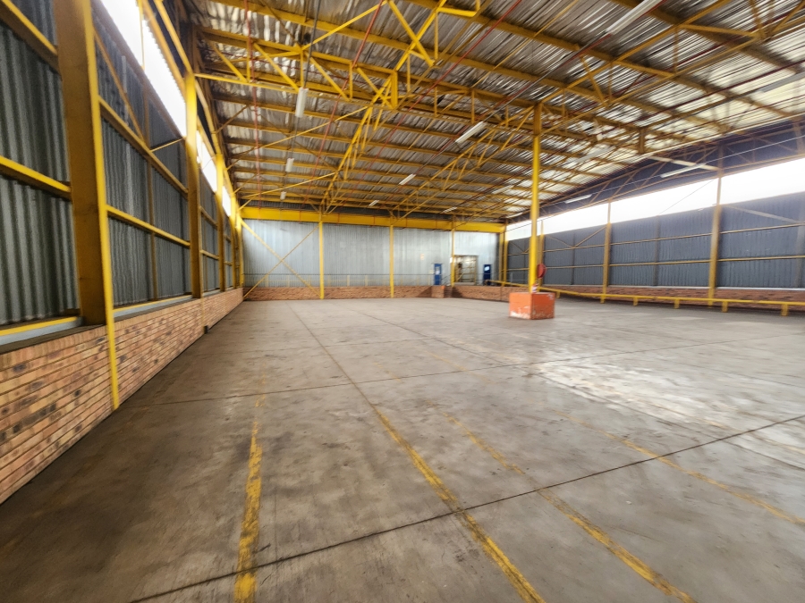 To Let Commercial Property for Rent in Rosslyn Industrial Gauteng
