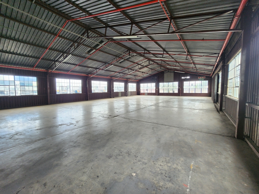 To Let Commercial Property for Rent in Rosslyn Industrial Gauteng