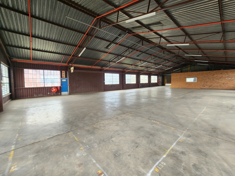 To Let Commercial Property for Rent in Rosslyn Industrial Gauteng