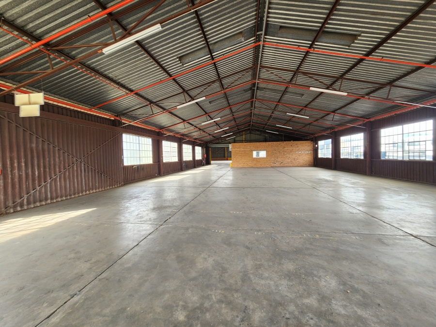 To Let Commercial Property for Rent in Rosslyn Industrial Gauteng