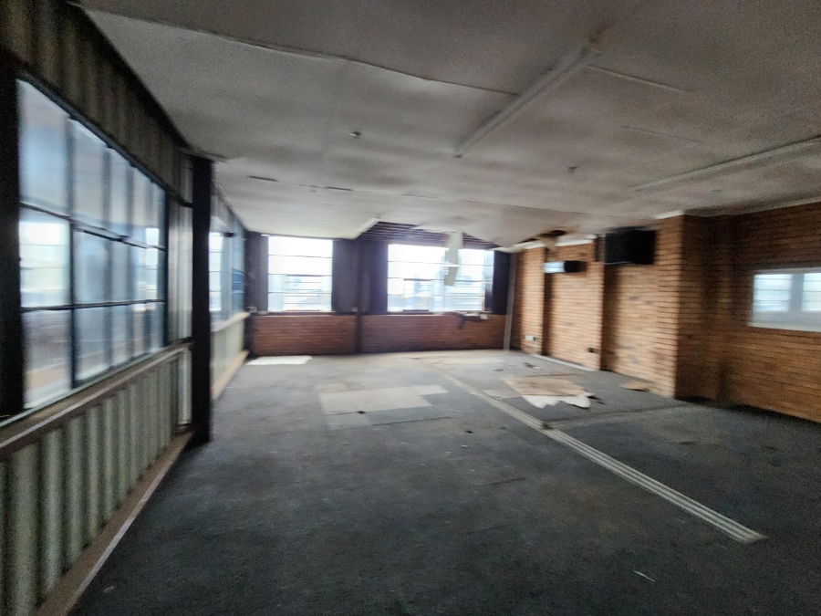 To Let Commercial Property for Rent in Rosslyn Industrial Gauteng