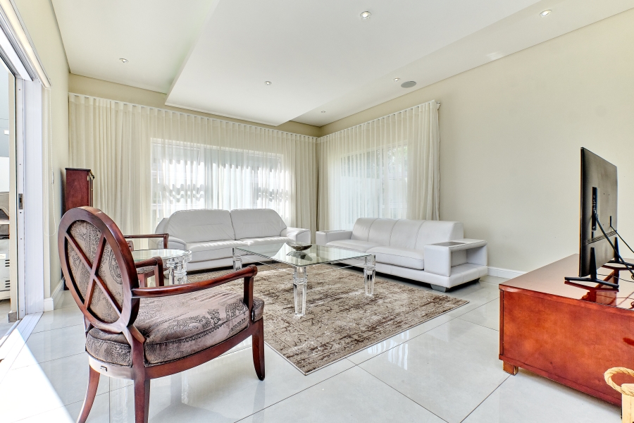 To Let 4 Bedroom Property for Rent in Waterfall Country Estate Gauteng