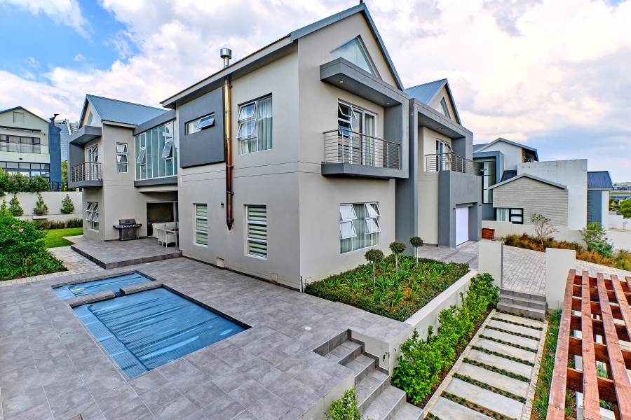 To Let 4 Bedroom Property for Rent in Waterfall Country Estate Gauteng