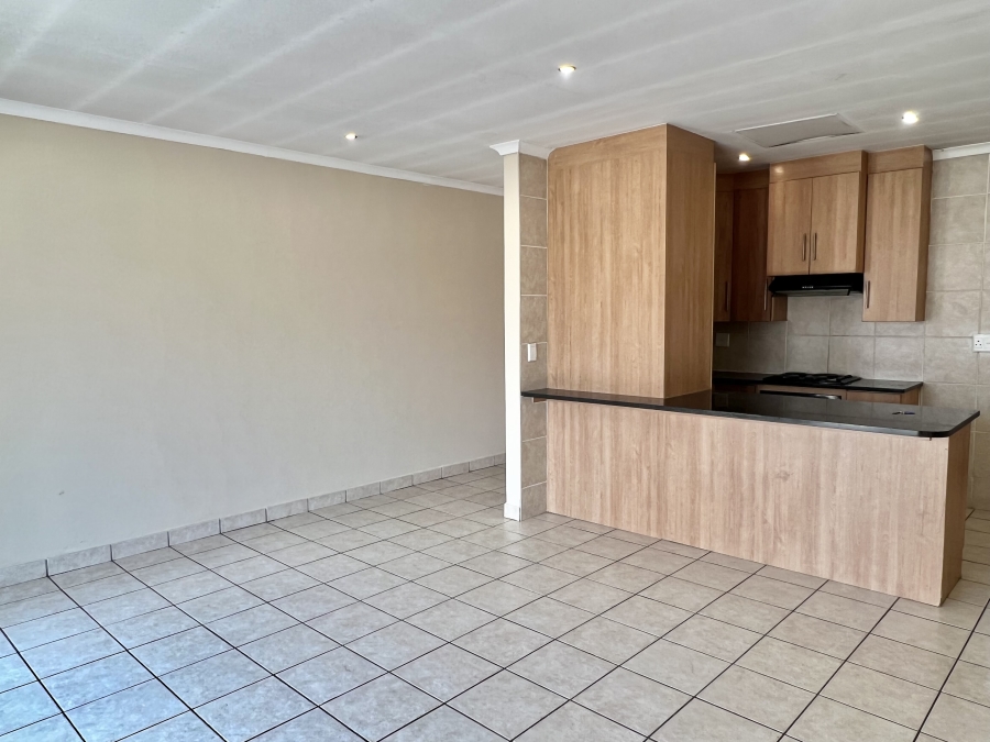 3 Bedroom Property for Sale in Thatchfield Estate Gauteng