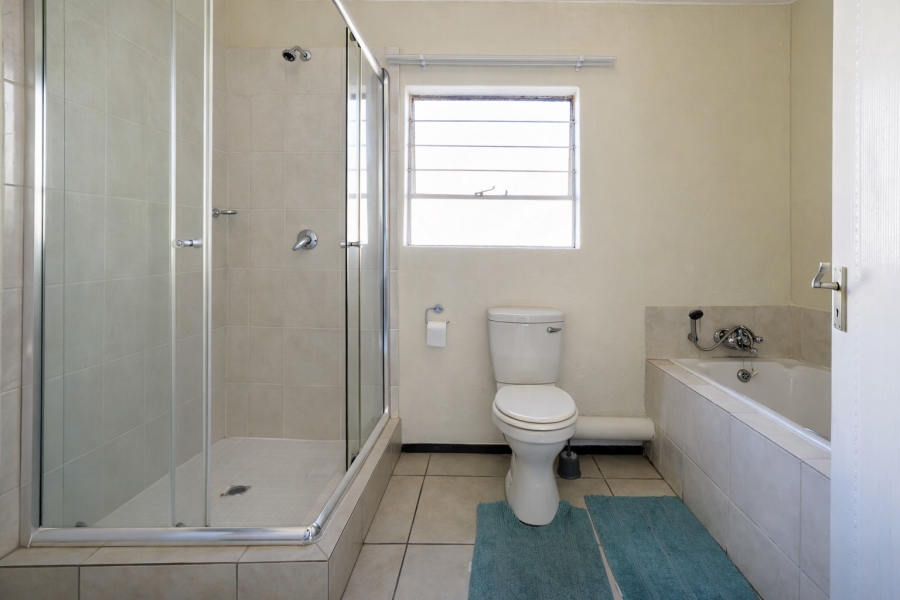 2 Bedroom Property for Sale in Honeypark Gauteng