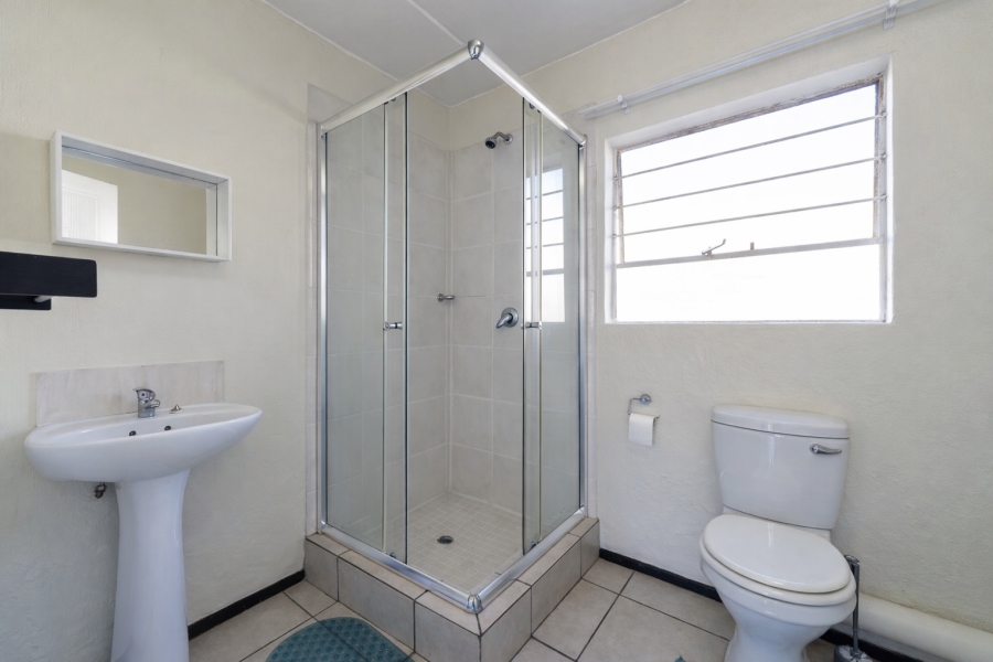 2 Bedroom Property for Sale in Honeypark Gauteng