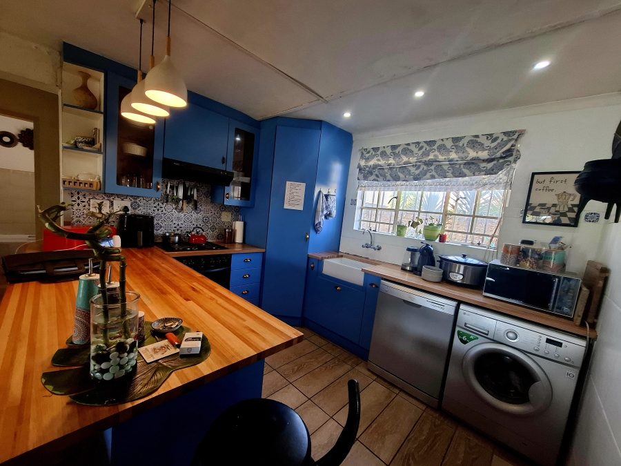 3 Bedroom Property for Sale in Sonneveld Gauteng